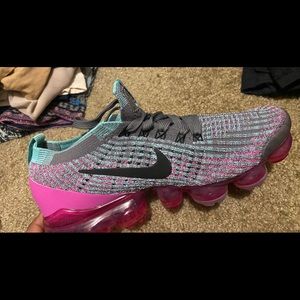 Nike air vapormax shoes